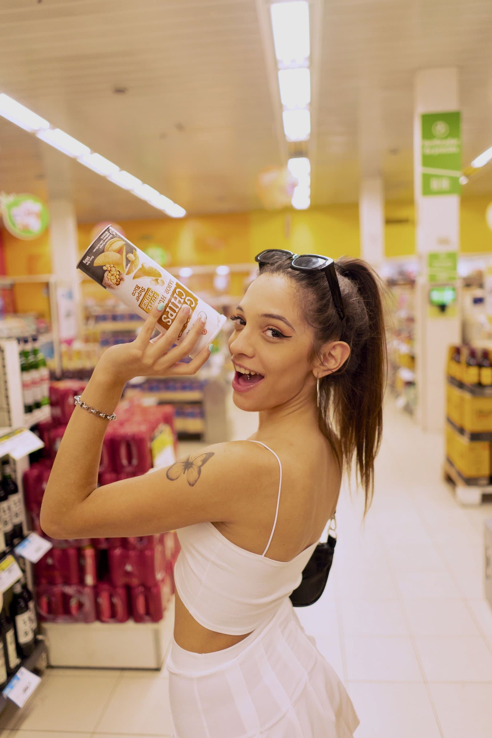 Nicole Recalde Galería Grocery Shopping